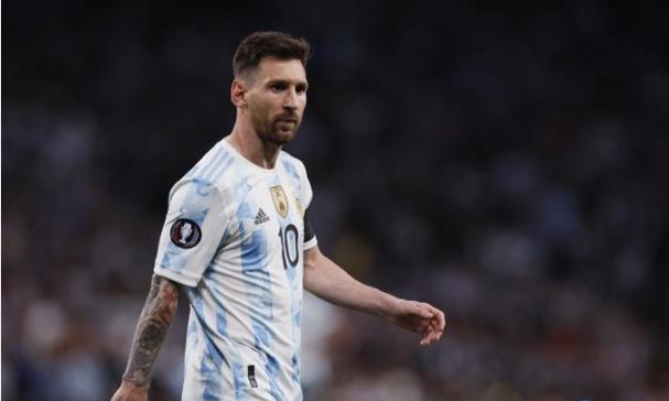 《士兵突击》吴哲和高城都是少校军衔，谁的权力更大一些呢？_技术型_发展_路线